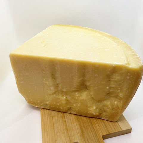 Parmesan de vaches rouges 24 mois